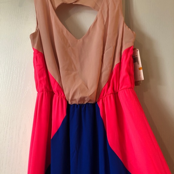 NWT Gianni Bini Long Sleeveless Dress - Picture 11 of 11